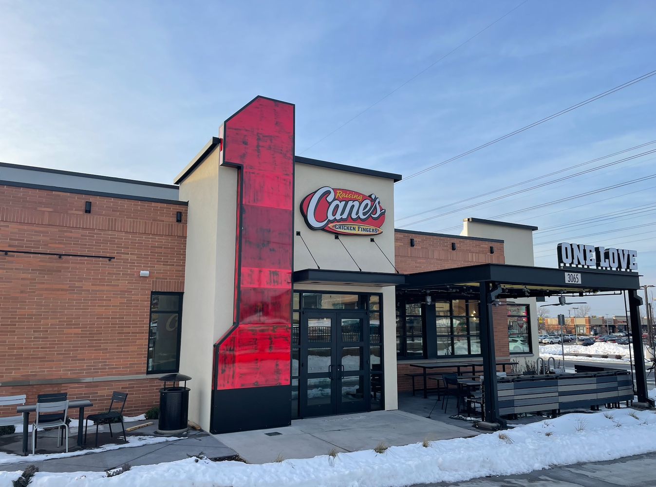 Raising Cane's Chicken Fingers: 3065 White Bear Ave N, Maplewood, MN 55109